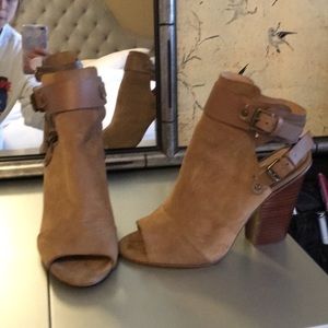 Joe’s suede block heel sandals.